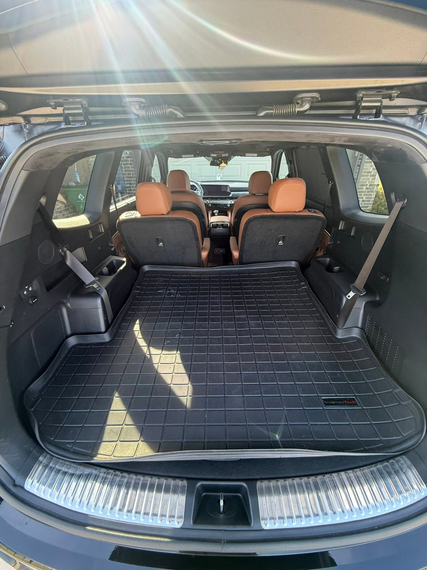 SUV cargo area and third row cleaned out